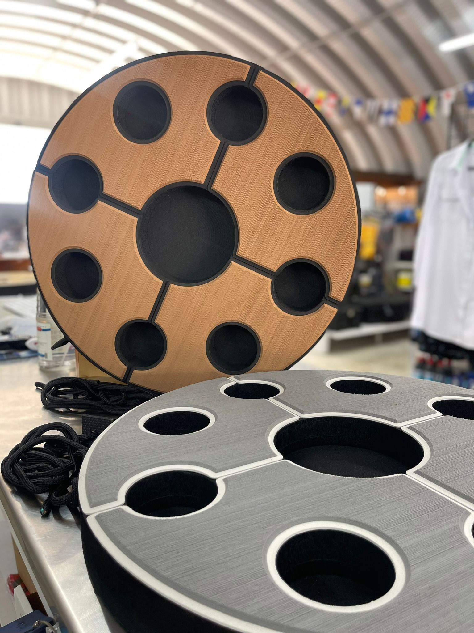 Floating Table - bucket